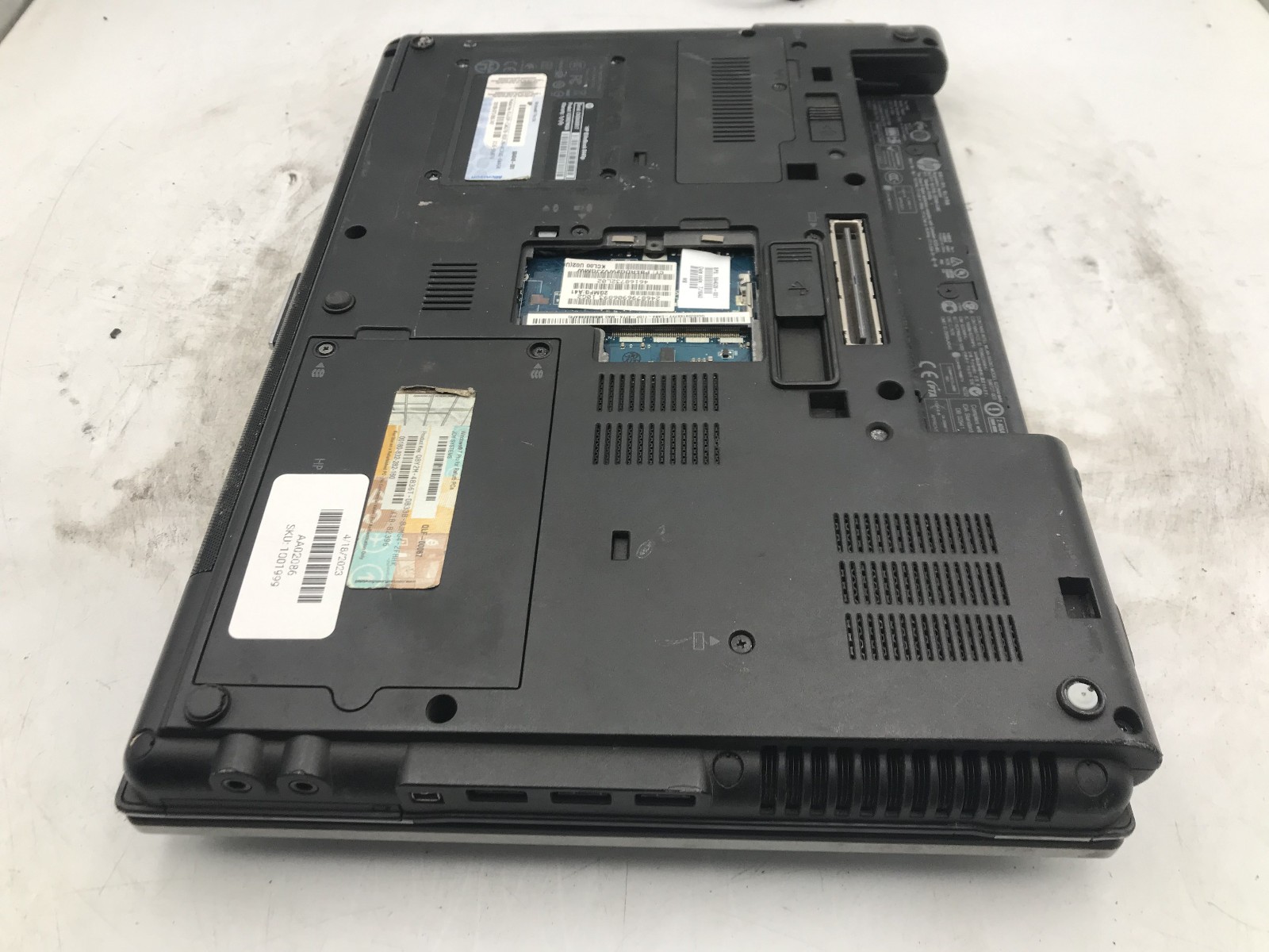 HP ELITEBOOK 8440P – BOOTS TO BIOS – INTEL I5 M520 – NO RAM – 14″ – READ – BB !!