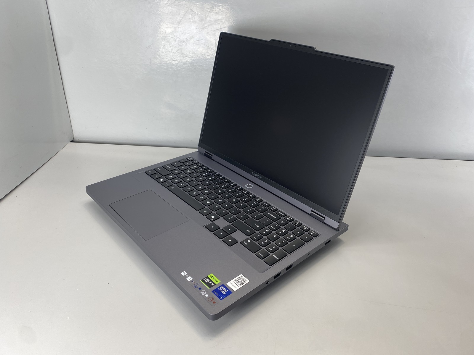 Lenovo Laptop Legion Pro 7 16IAX10H 16″ Intel Core Ultra 9 275HX 1TB RTX 5060