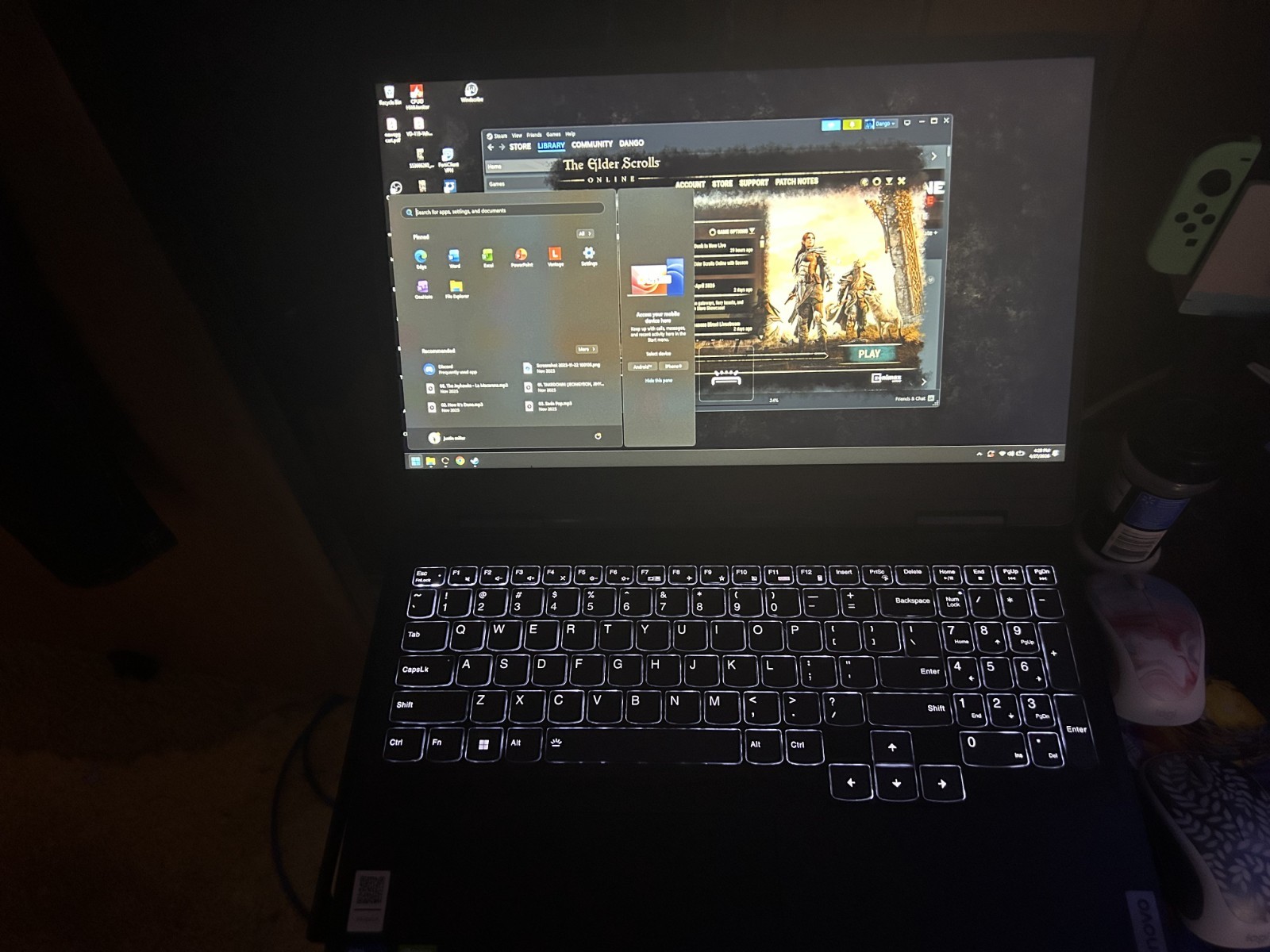 Lenovo IdeaPad Gaming 3 15IAH7 Laptop I5-12450H, RTX3050, 32GB, 15.6″