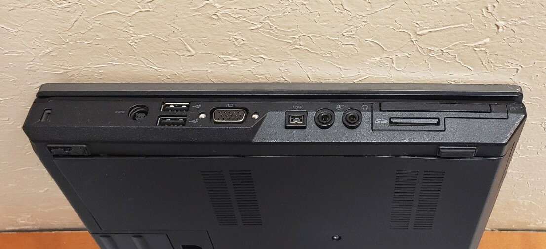 Dell Latitude E5410 Core i5 M520 14″ 2.40GHz 4GB RAM 320GB HDD WEBCAM WIN 10
