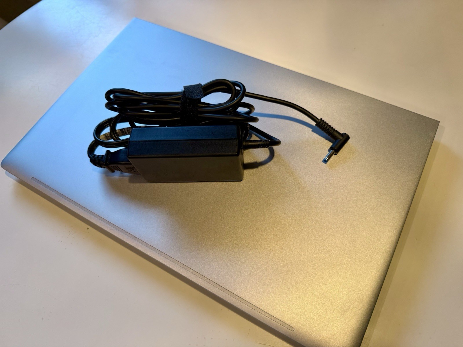 HP ProBook 15.6″ Intel Core i5 32GB RAM 1TB SSD Win11 Silver with Charger