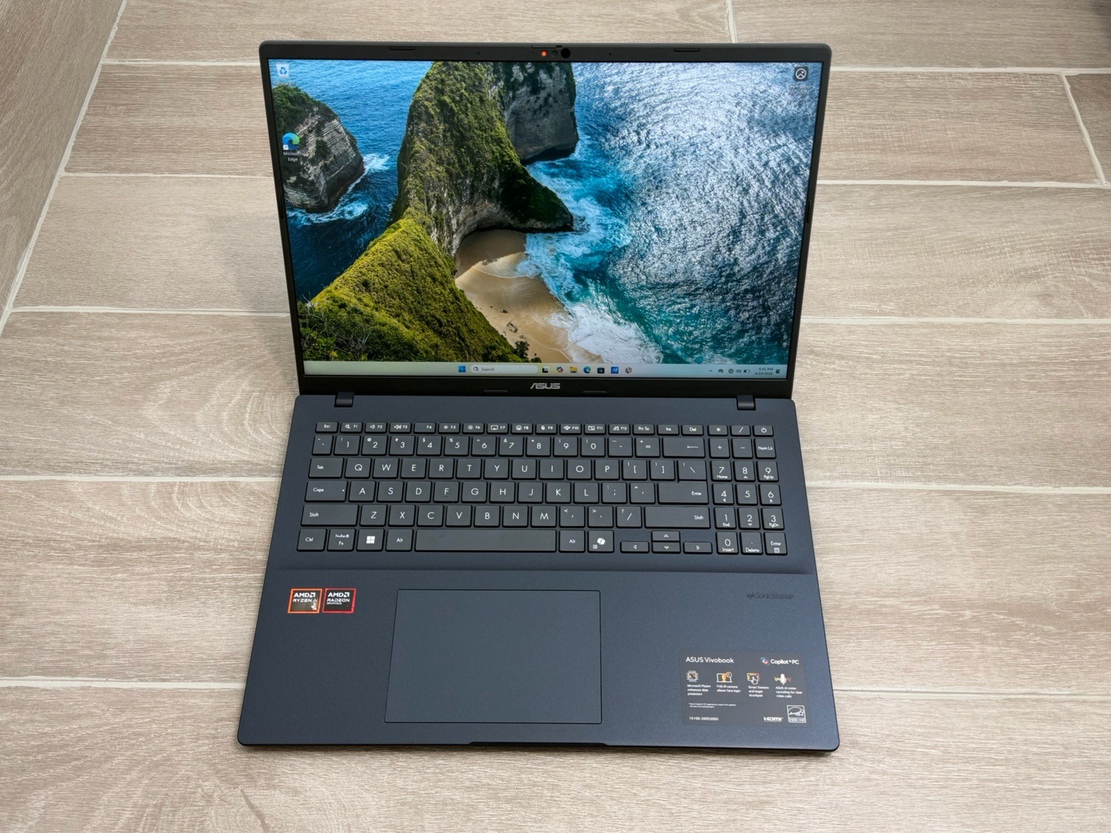 ASUS Vivobook 16 M1607K 16” AMD Ryzen AL 5 330 16GB RAM 512GB NVMe SSD Win-11