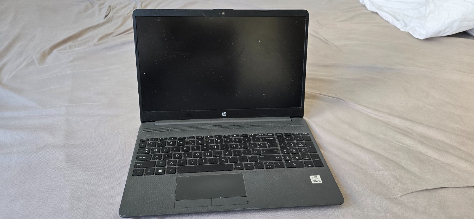 HP 250 G8 15.6 inch, 1TB HD, Intel Core i3-1005G1, 1.20GHz, 4GB RAM, Windows Pro