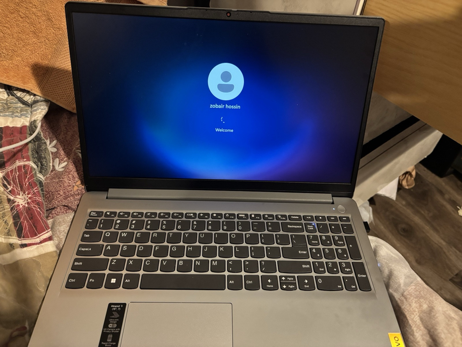 Lenovo IdeaPad 1 Laptop 15.6″ FHD Touchscreen, Intel Core I3-1215U, 8GB RAM