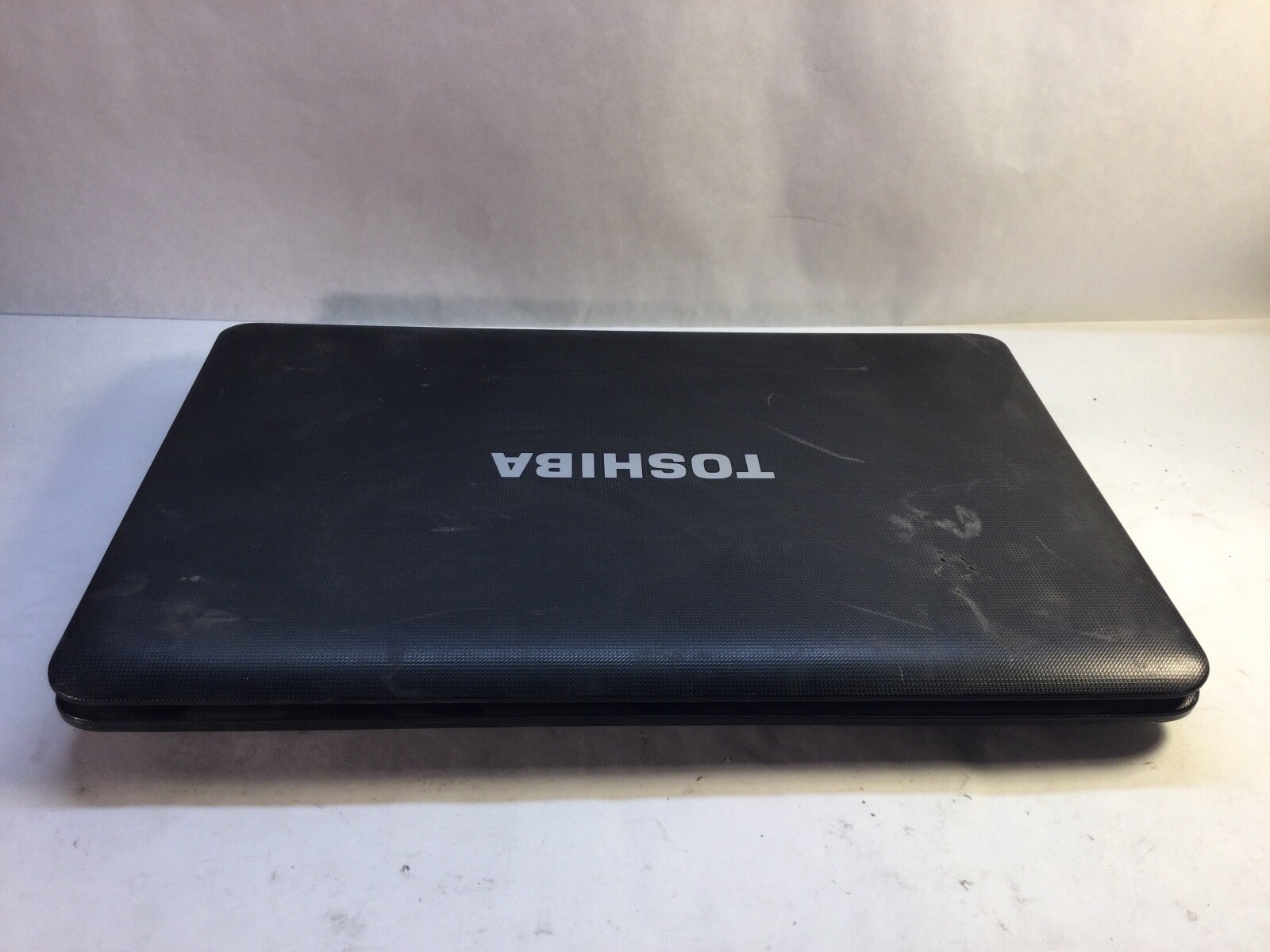 Toshiba Satellite C655D 15″ Laptop AMD E-240 -DOES NOT POWER – MZ