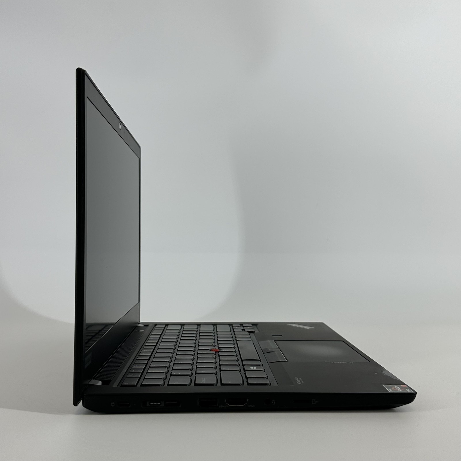 Lenovo ThinkPad P14s Gen 2 FHD 1.9 GHz Ryzen 7 PRO 5850U 32GB 512GB SSD Good