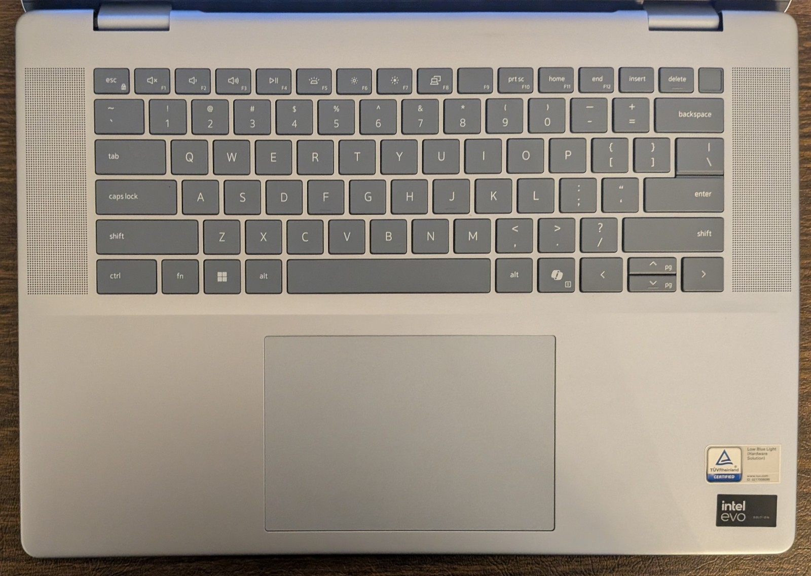 Dell Inspiron 16 7640 2-in-1 Touch (Core Ultra 7 155H, 16GB/1TB SSD) Laptop Blue