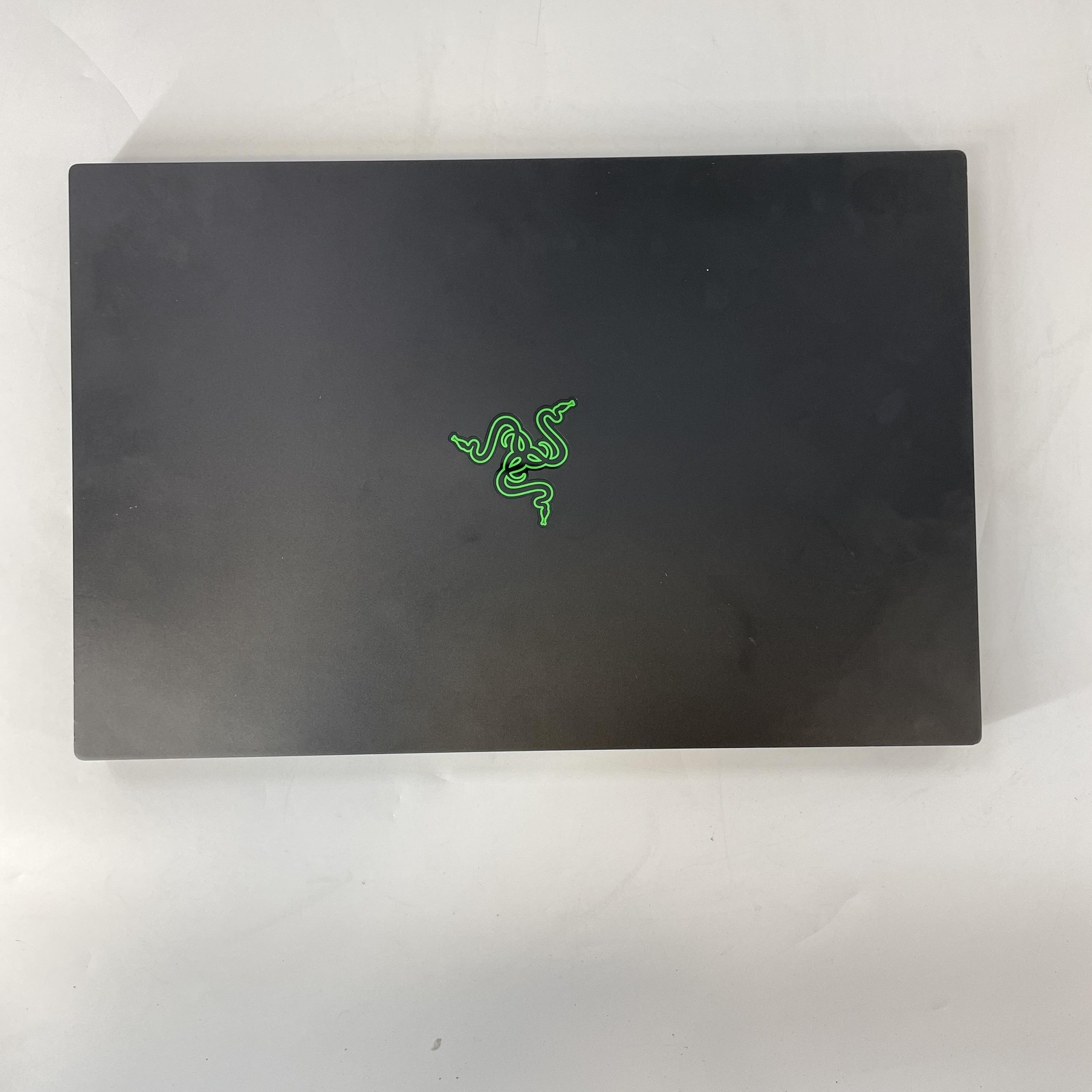 Razer Blade 15 Base 120Hz FHD i7-10750H 2.60GHz 16GB 256GB SSD GTX 1660 Ti Good