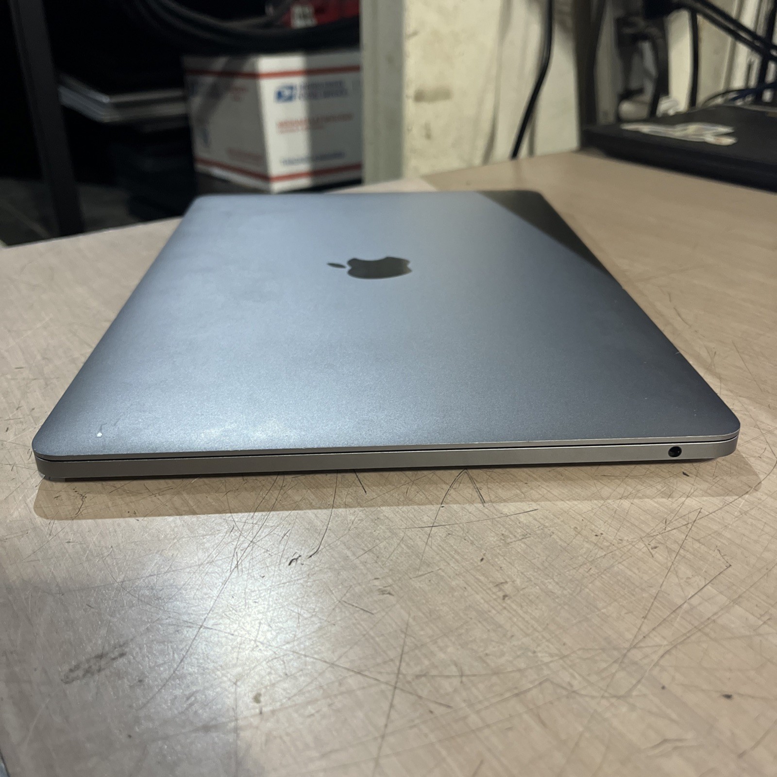 APPLE MACBOOK PRO 13″ MID-2017 CORE I5-7360U 2.3GHZ 8GB RAM NO HD