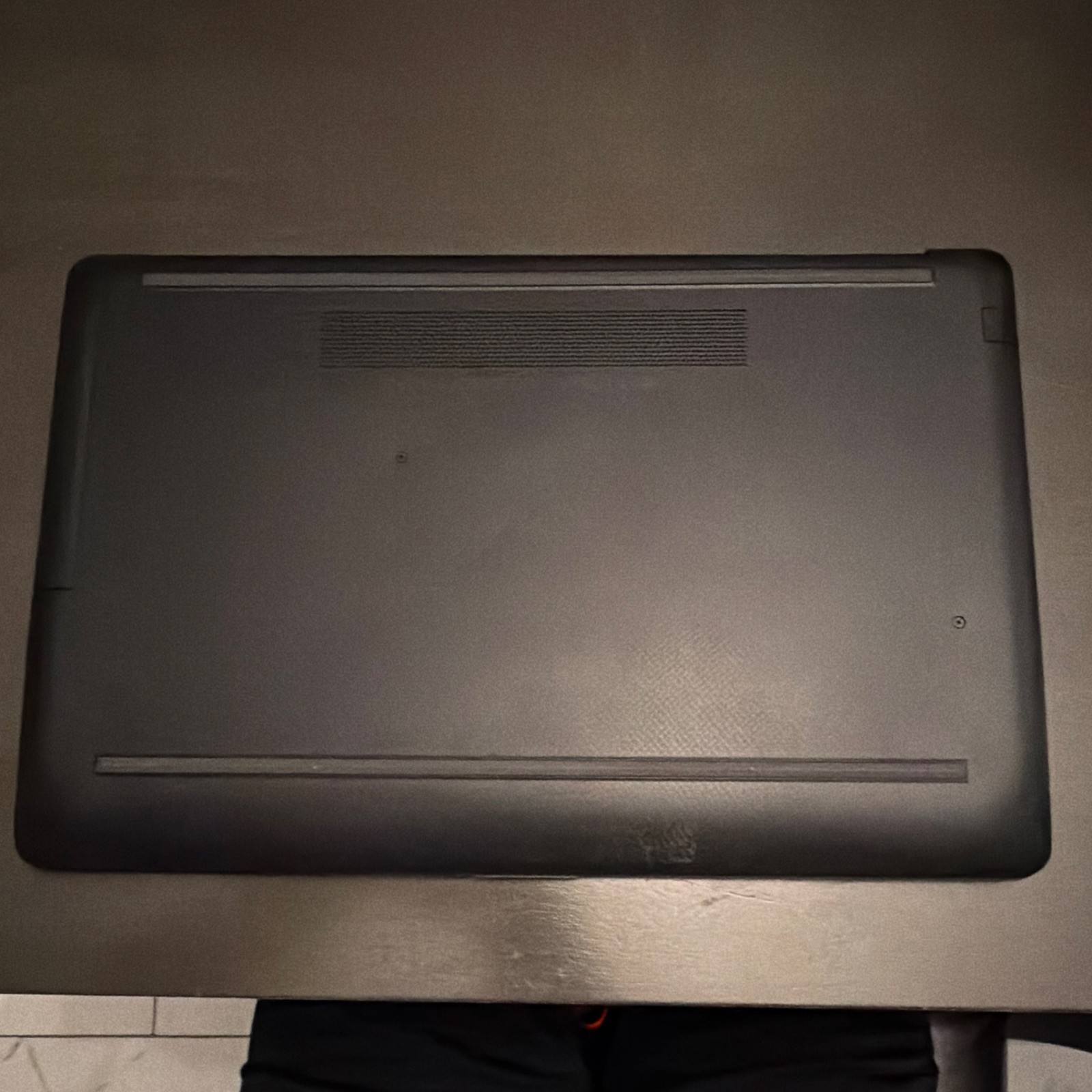 HP Laptop 17-by1053xx 17.3″ FHD i5-8265U 8GB RAM 238GB SSD Win11