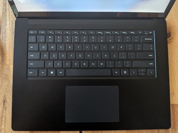 Microsoft Surface Laptop 5 15″ (256GB SSD, Intel Core i7 12th Gen., 2.70 GHz