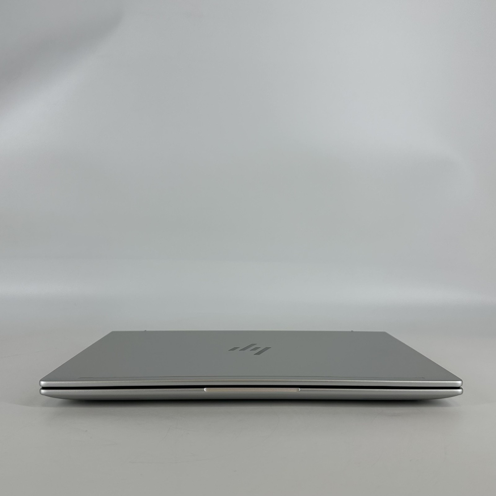HP Elitebook 6 G1i 14 FHD+ 2.0 GHz Ultra 5 235U 16GB 512GB SSD Excellent