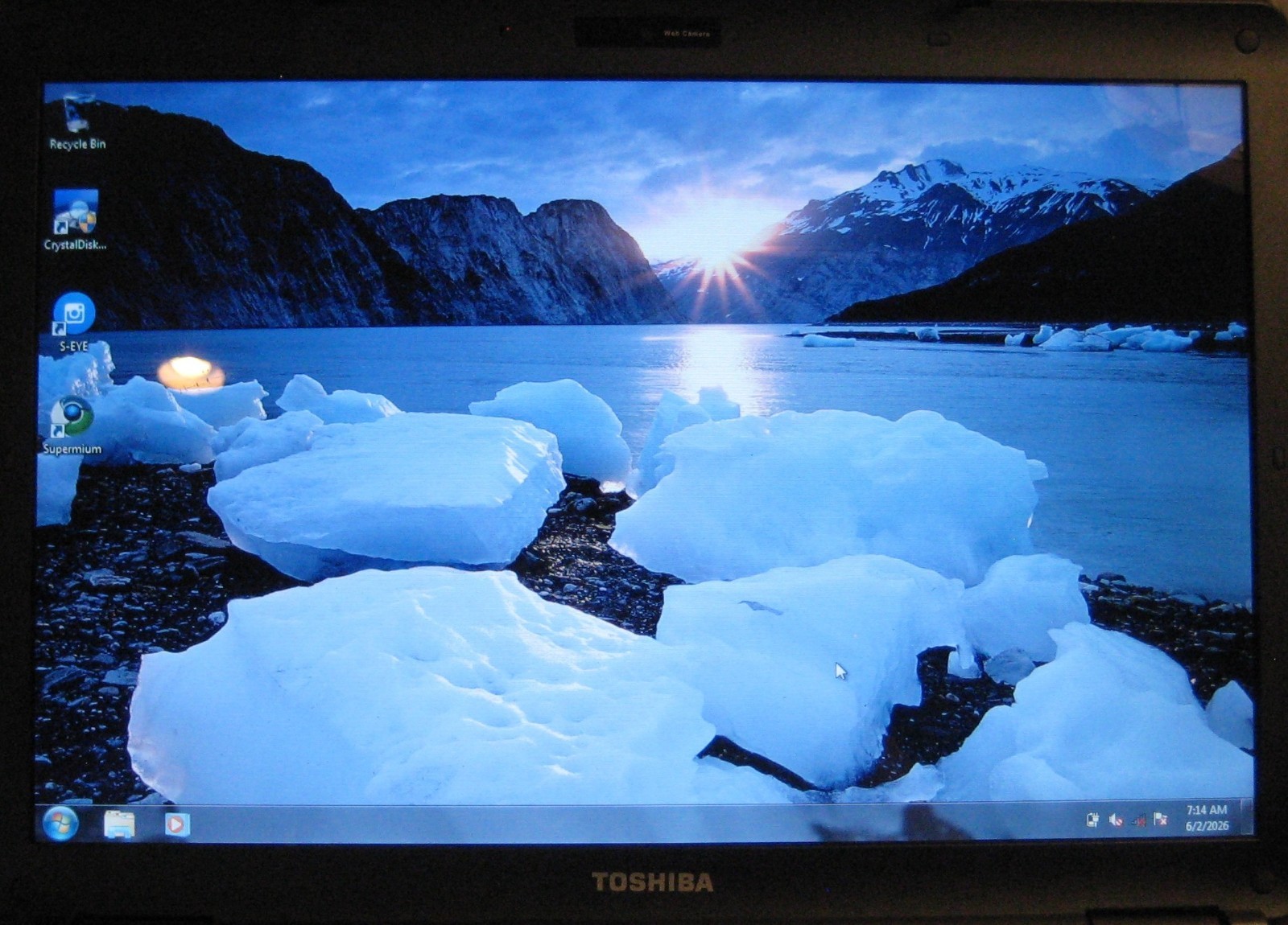 Toshiba Satellite L305-S5941 Laptop, Intel Core 2 Duo, 3GB RAM, 200GB HDD, Win 7