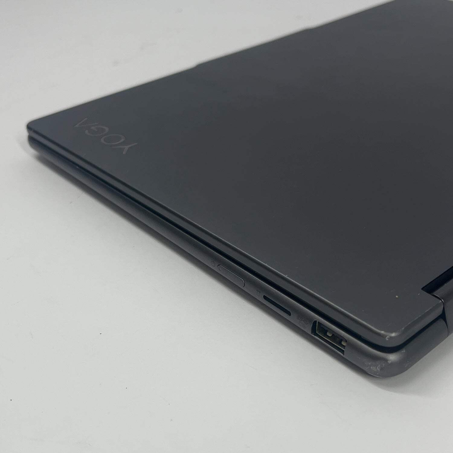 Lenovo Yoga 7 2-in-1 14IRL8 14″ i7-1355U 1.7GHz 16GB RAM 500GB SSD