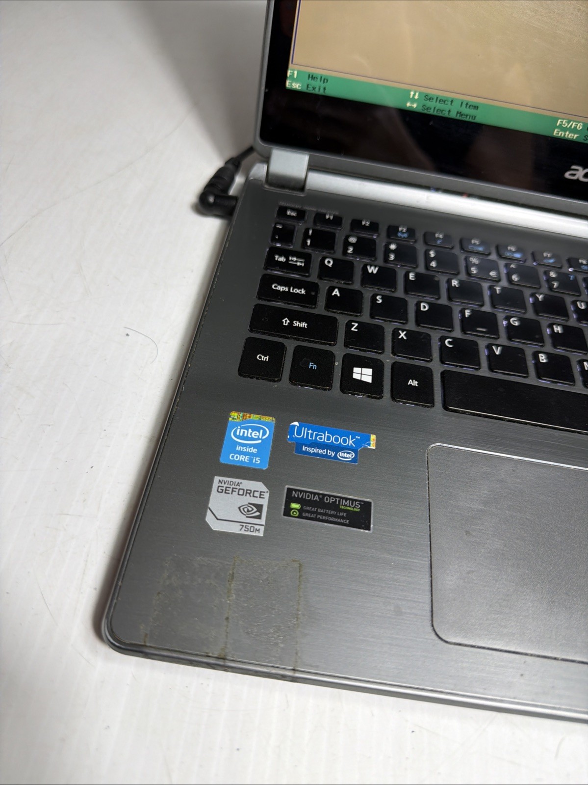 Acer Aspire V7-482PG 14″ Laptop i5-4200U 4gb Ram No Drives Boots Bios Hinge