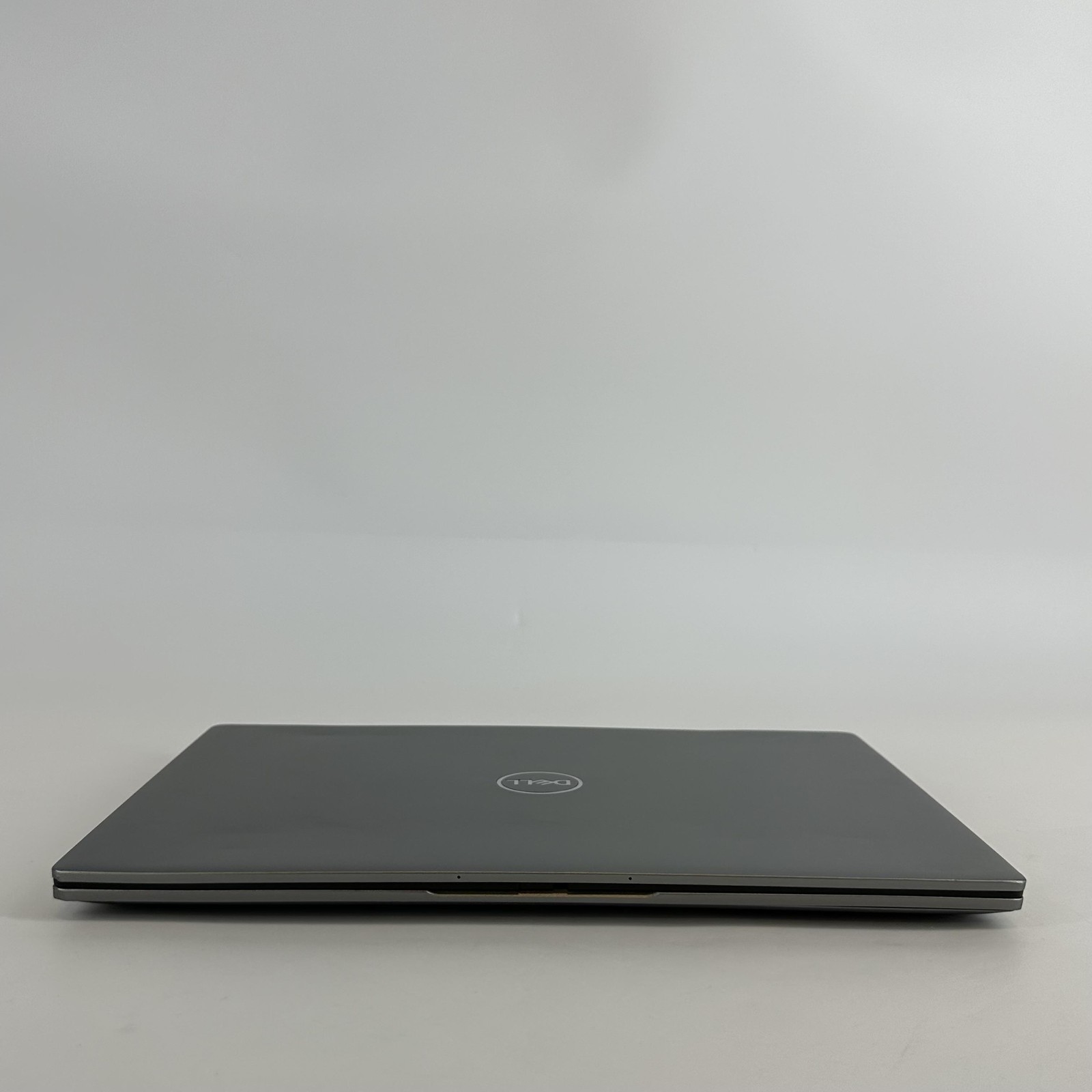 Dell Latitude 7440 14 Gray QHD+ TOUCH 1.9 GHz i7-1370P 32GB 256GB SSD Fair