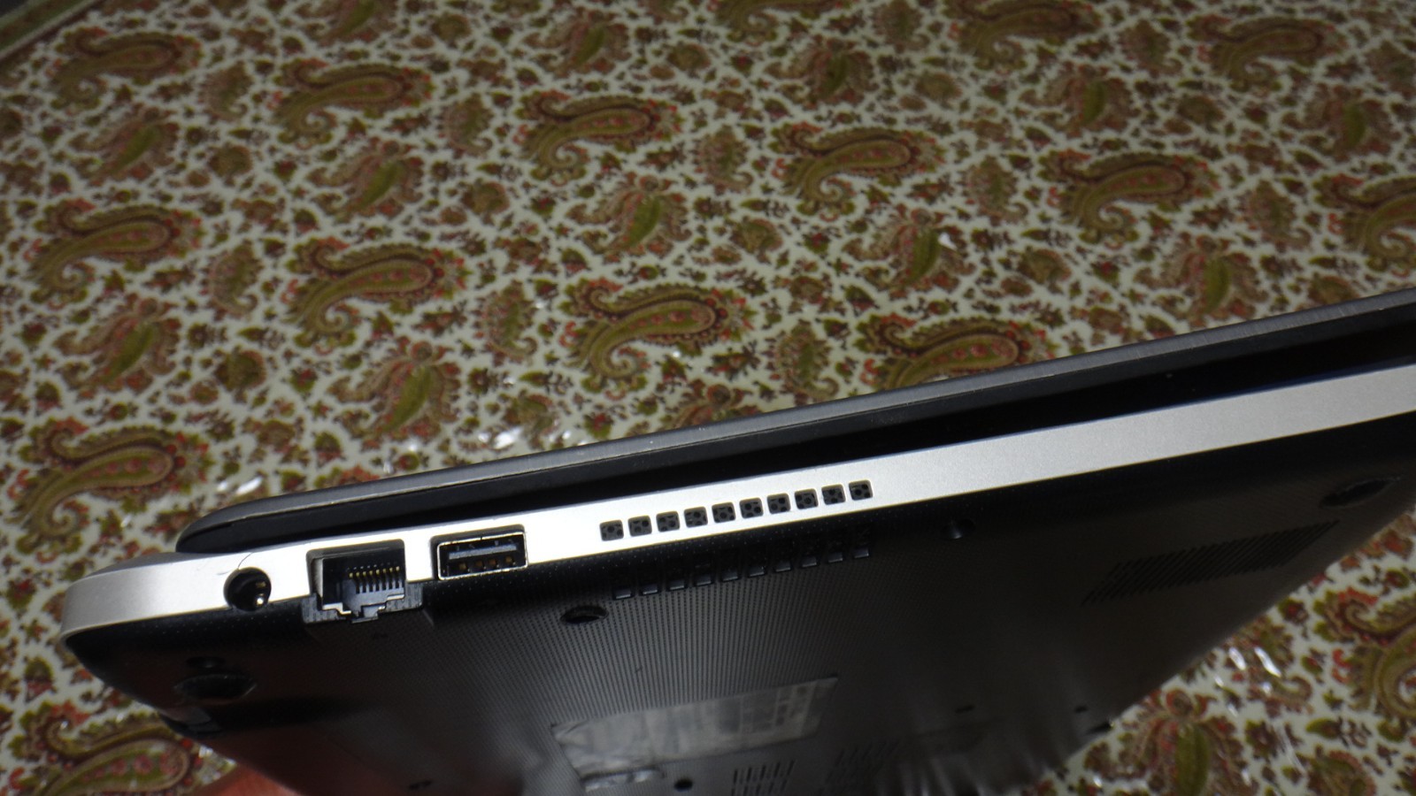 Toshiba Satellite S55-B5280, 15.6″, I7, 16 GB, 1TB, Wins10, good laptop(295)