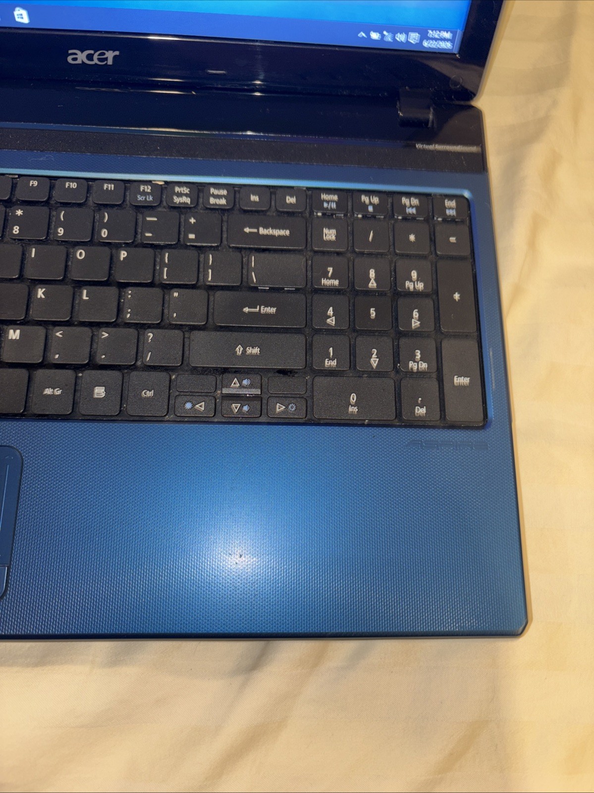 Acer Aspire 5560-7414 15.6″ Laptop AMD A6-3420M, 4 GB, 500 GB, Win 10 Home