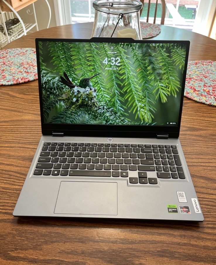 Lenovo LOQ 15ARP9 15.6″ Ryzen 5 7235HS 12GB 477GB SSD RTX 3050 W11
