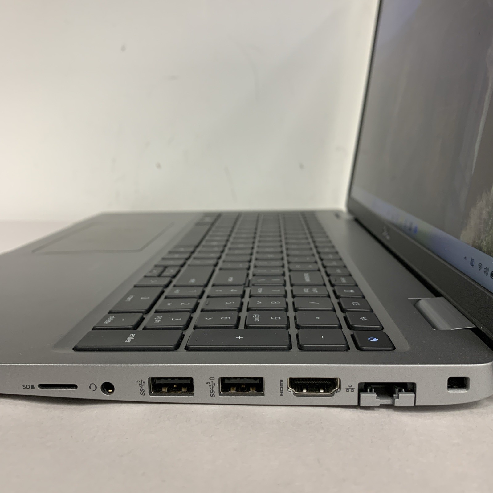 Dell Latitude 5530 15.6″ i5-1235U 16GB RAM 256GB SSD Win11 Pro