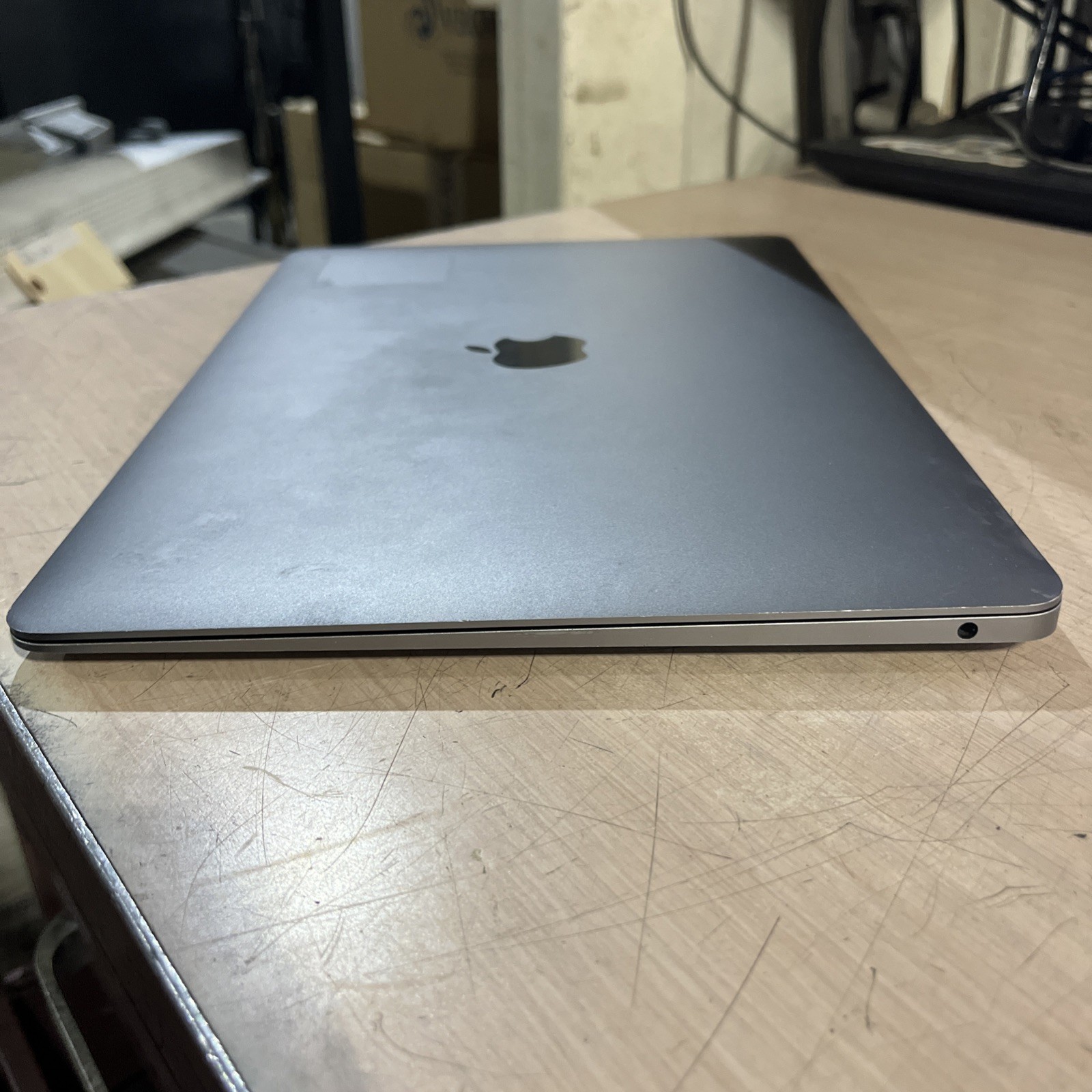 APPLE MACBOOK AIR 13″ SCISSOR, 2020 CORE I3-1000NG4 1.1GHZ 8GB RAM 256SSD ,