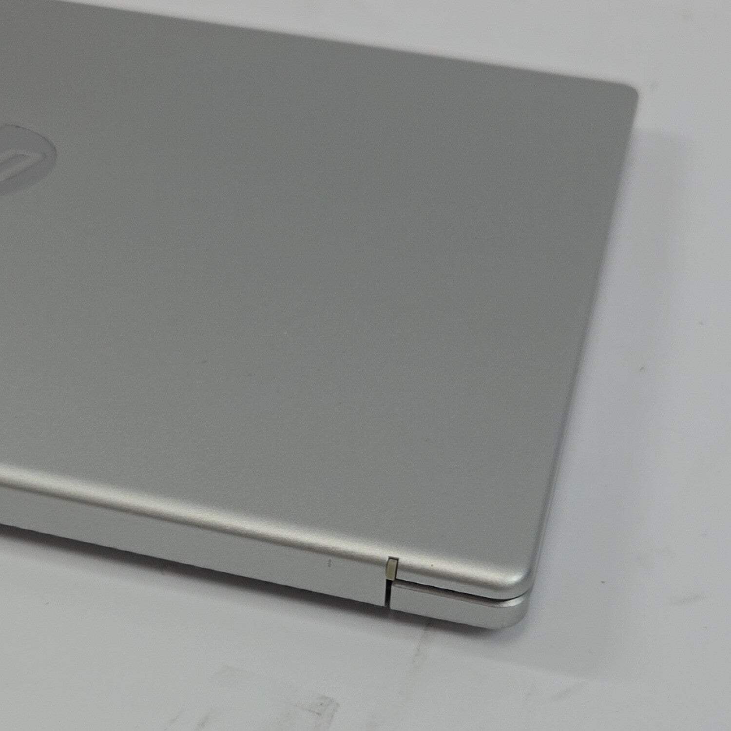 HP Laptop 15-FD0XXX 15″ i5-1334U 1.8GHz 16GB RAM 512GB SSD