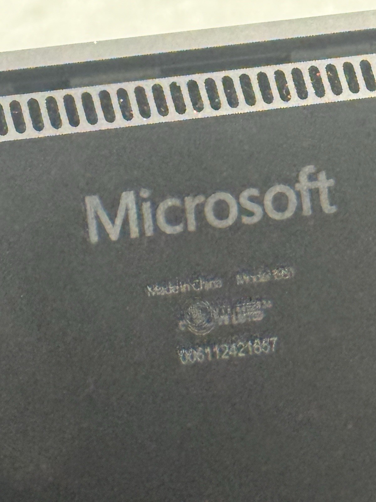 Microsoft Surface Laptop 4 1951 13.5″ i7-1185G7 3.0GHz 16GB RAM 512GB NVMe Win11