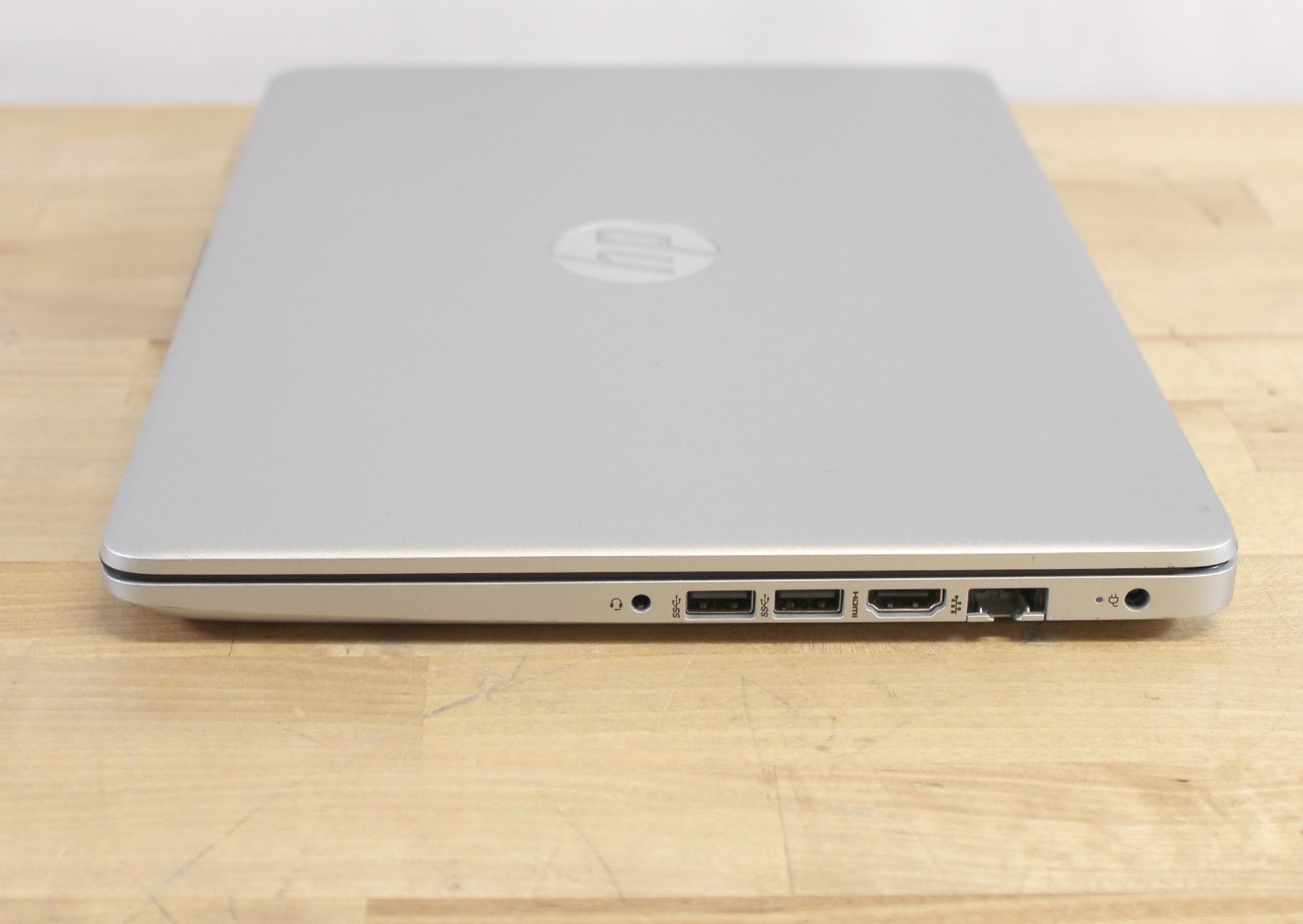 HP Laptop 14-dk0002dx AMD A9-9425 3.10GHz 4GB RAM 128GB SSD No OS