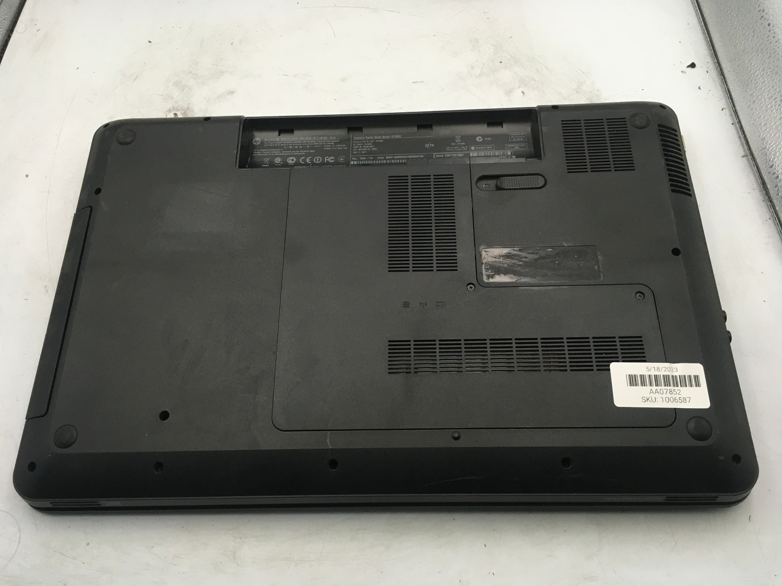 HP 2000 329WM NOTEBOOK – BOOTS TO BIOS – AMD E 350 – NO RAM – RREAD DESCRIP – BB