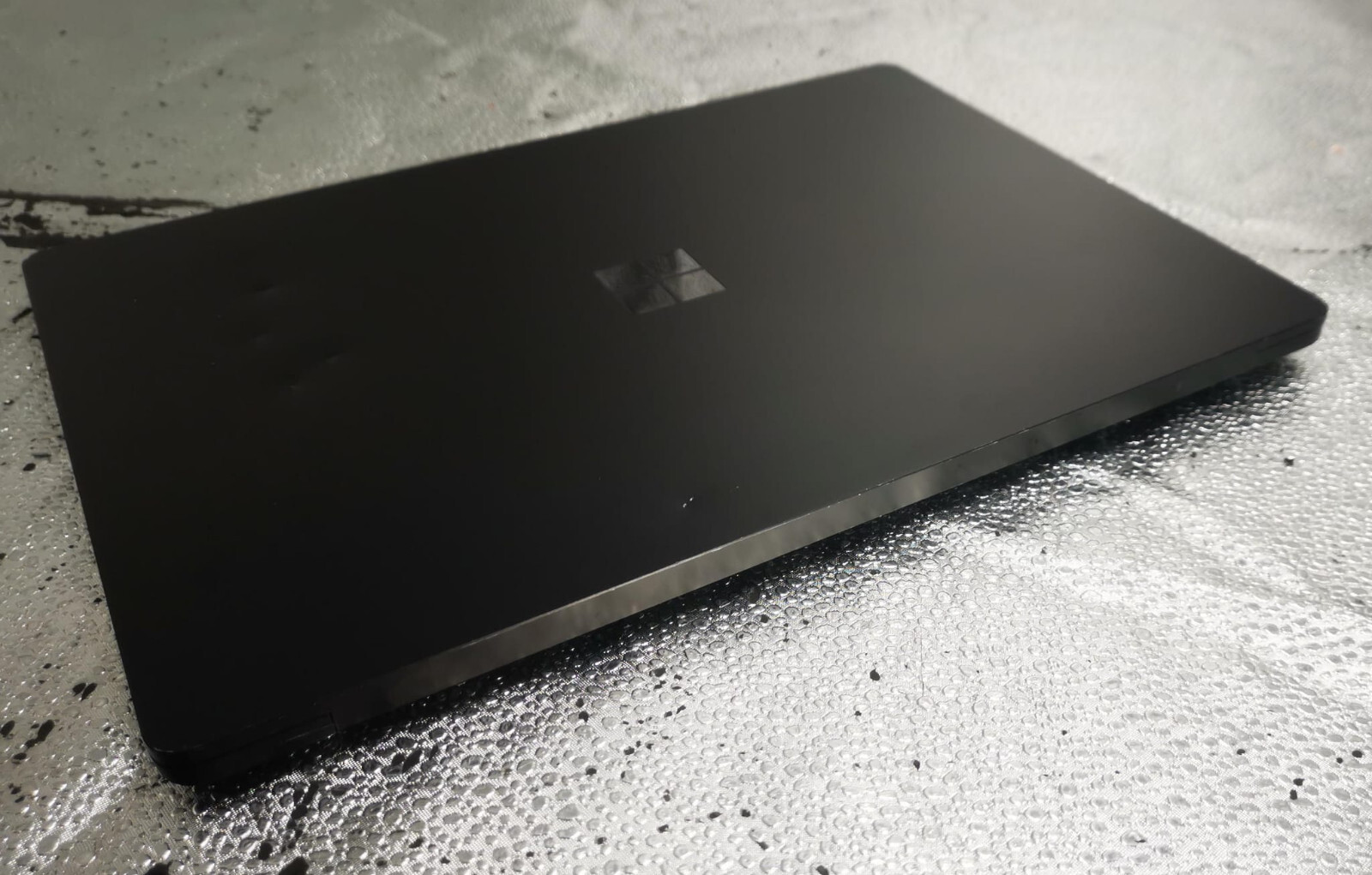Microsoft Surface Laptop 3 13.5″ 256GB 8G Intel Core i5-1035G7 – 1.20 GHz *READ*