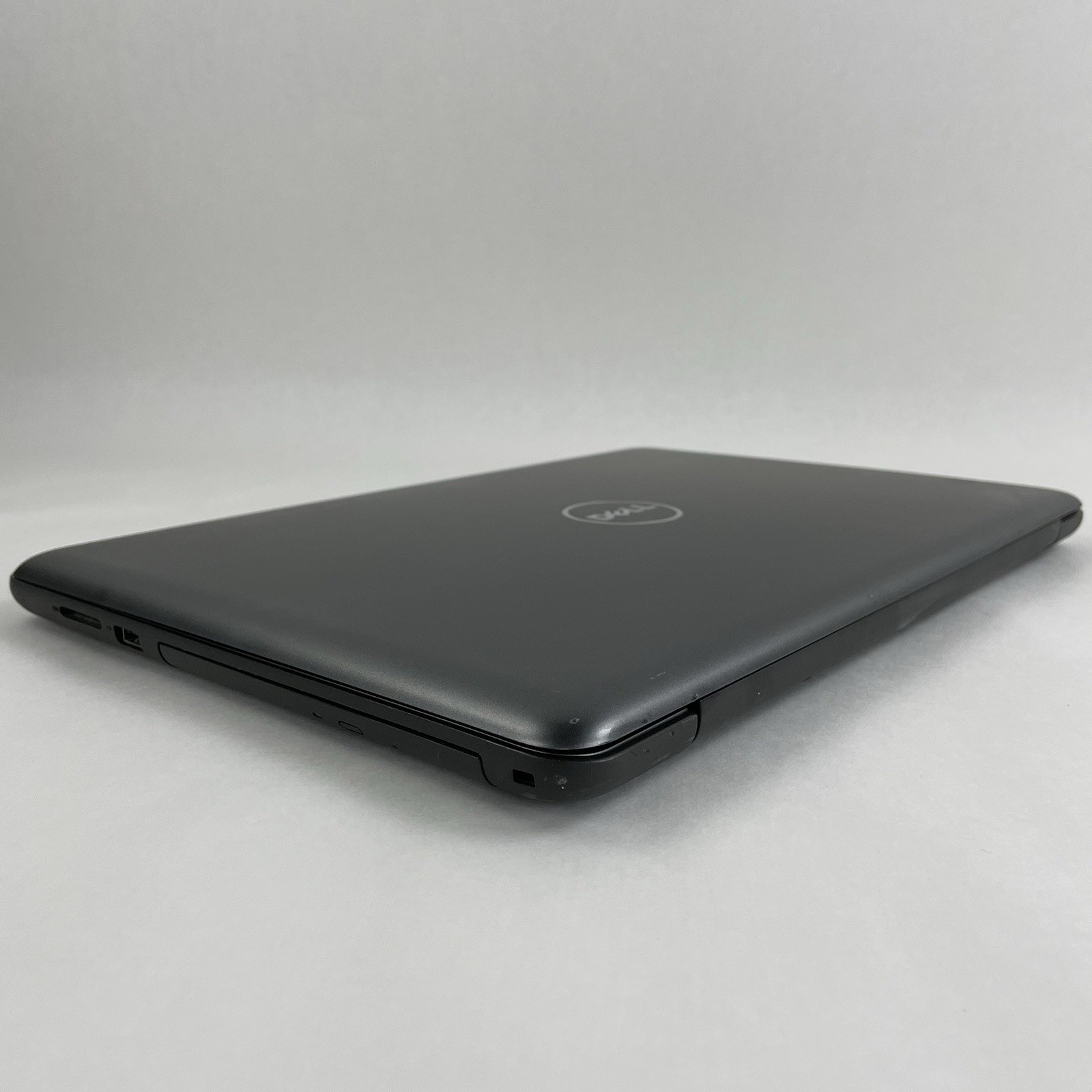 Dell Inspiron 5567 15.6″ i5-7200U 2.50 GHz 8 GB RAM No SSD/OS/AC