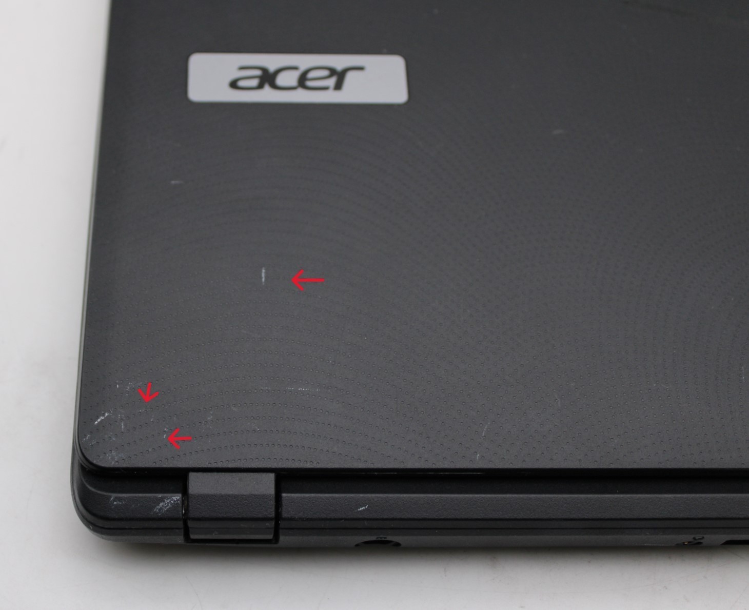 Acer Aspire ES1 Celeron-N2840@2.16GHz 4GB LPDDR4 NO STORAGE OR OS *PARTS/REPAIR*
