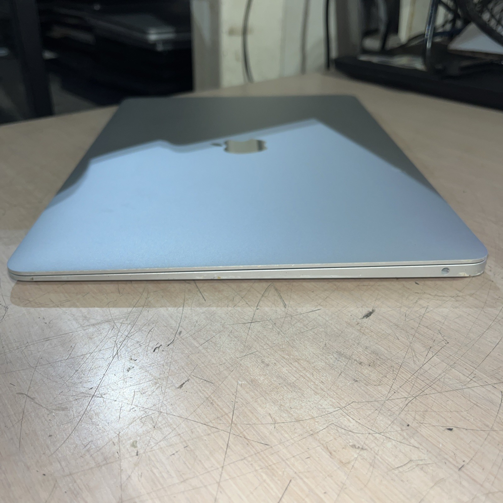 APPLE MACBOOK AIR 13″ SCISSOR,2020 CORE I3-1000NG4 1.1GHZ 8GB RAM 256SSD