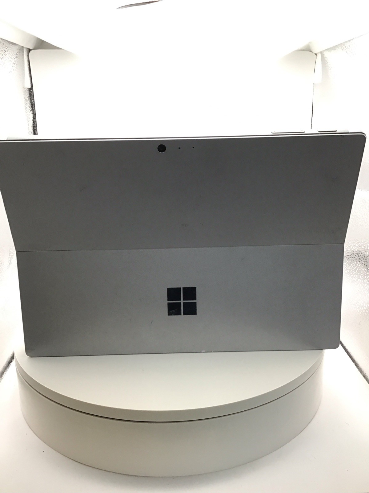 Microsoft Surface P6 12.3″ 1796 Laptop i5-8250U 8GB RAM 256GB SSD W11P SCREEN RD