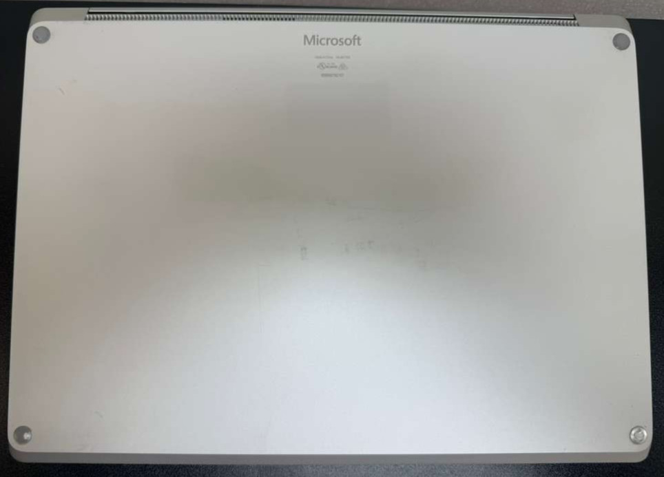 Microsoft Surface Laptop 2 13.5″ i5-8350U 8GB 256GB SSD Win 11 Pro USED