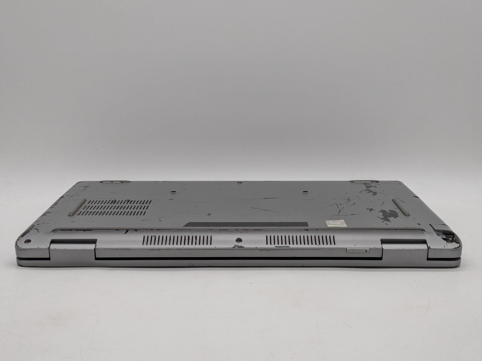 Dell Latitude 5521 15.6″ FHD i7-11850H 16GB 512GB NVMe SSD Win 11 Pro Webcam