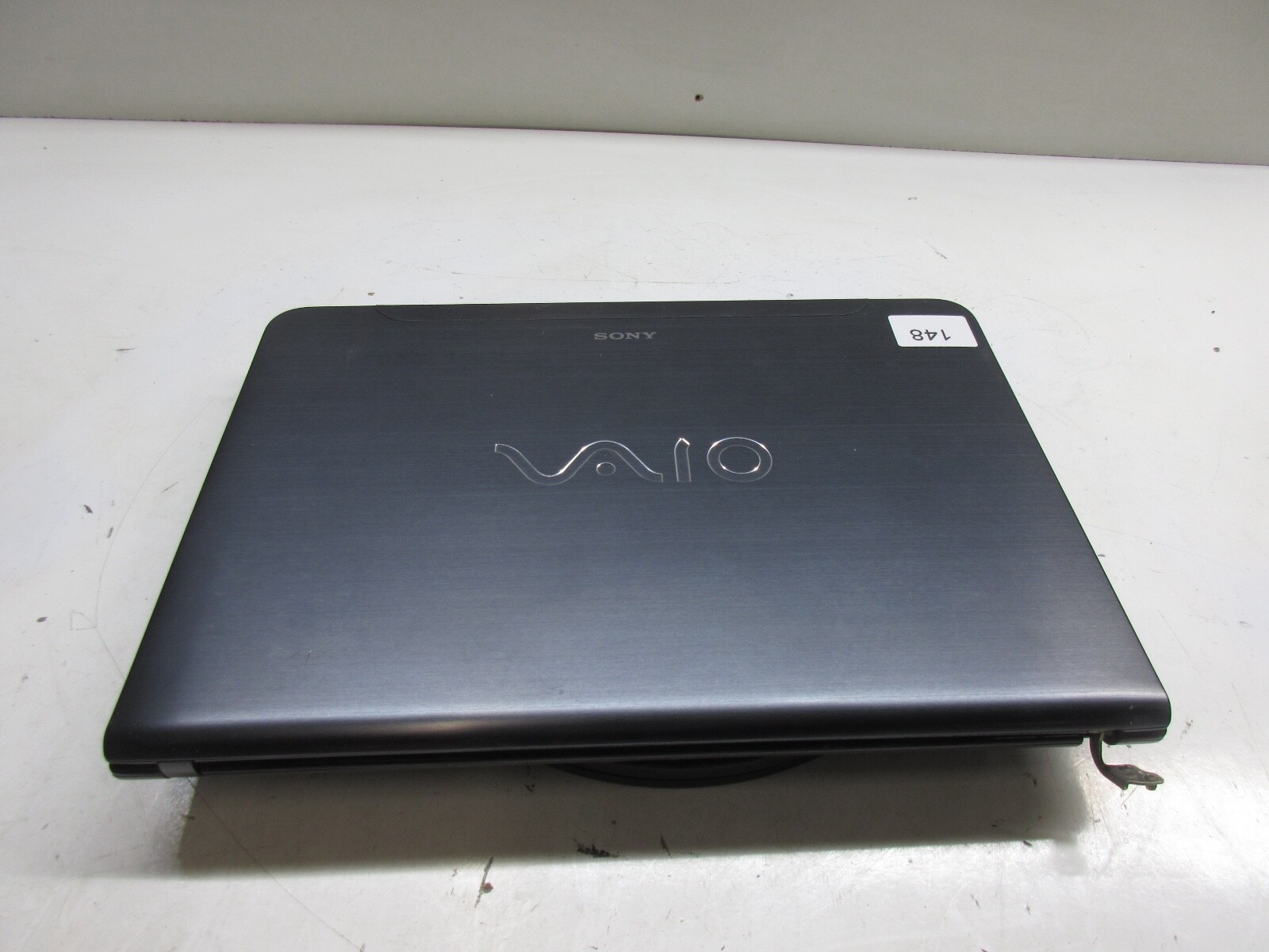 Sony Vaio SVE14AE13L Intel Core i7-2nd/3rd Gen 8GB NO HDD No Batt – READ