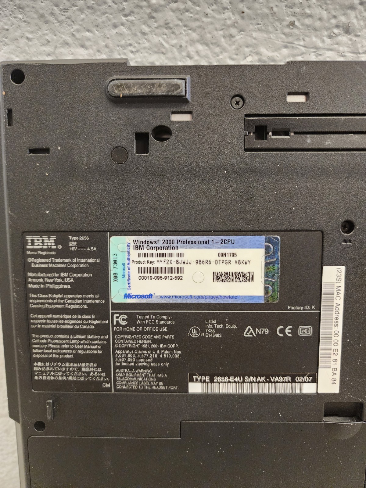 IBM Thinkpad Type 2652 A31 Windows 2000 Professional 1-2CPU -POWERS ON For Parts