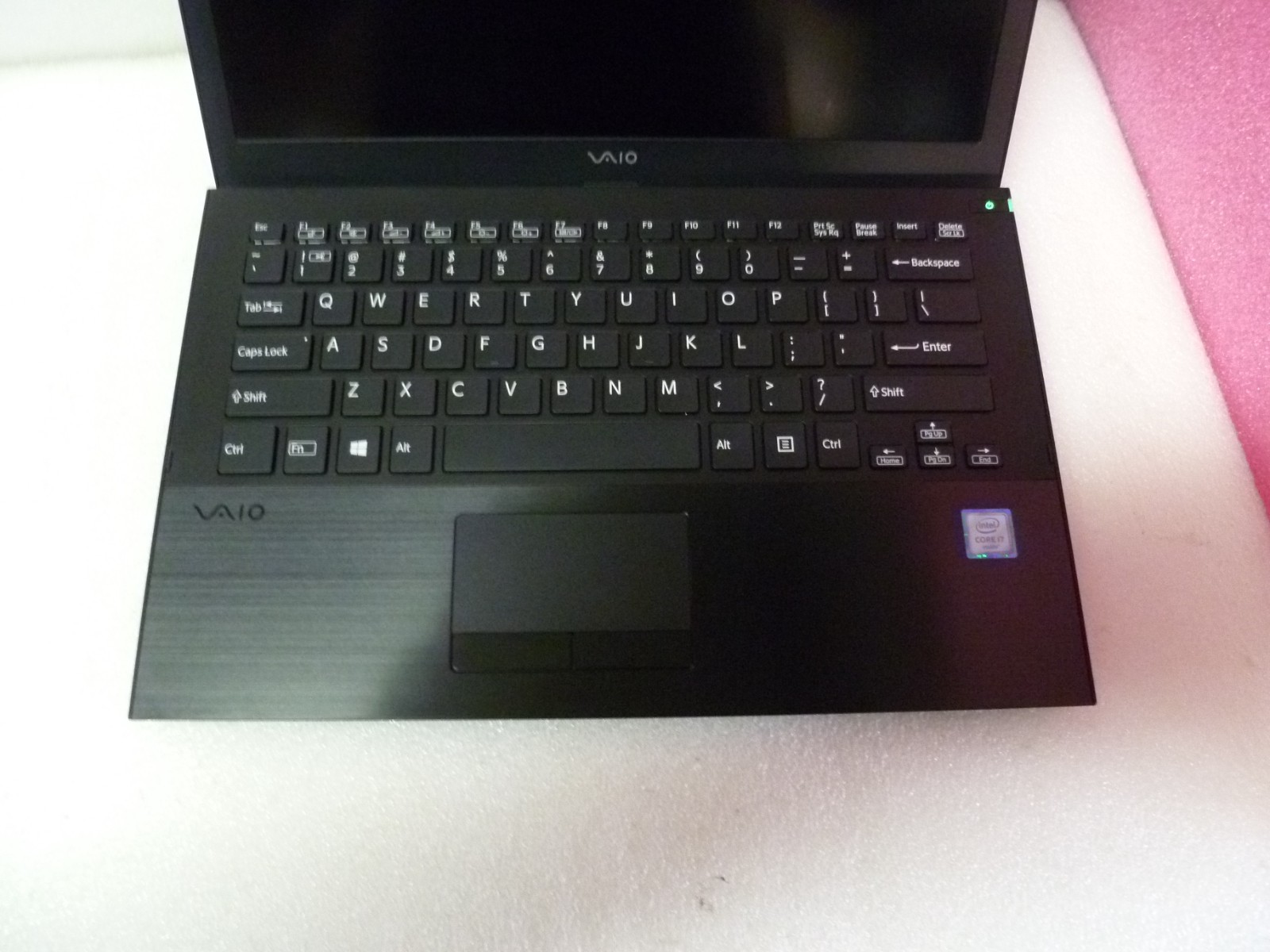 SONY VAIO VJS131C11L i7-6500U 2.50GHZ 8GB RAM 256GB HD WIN 10 G320