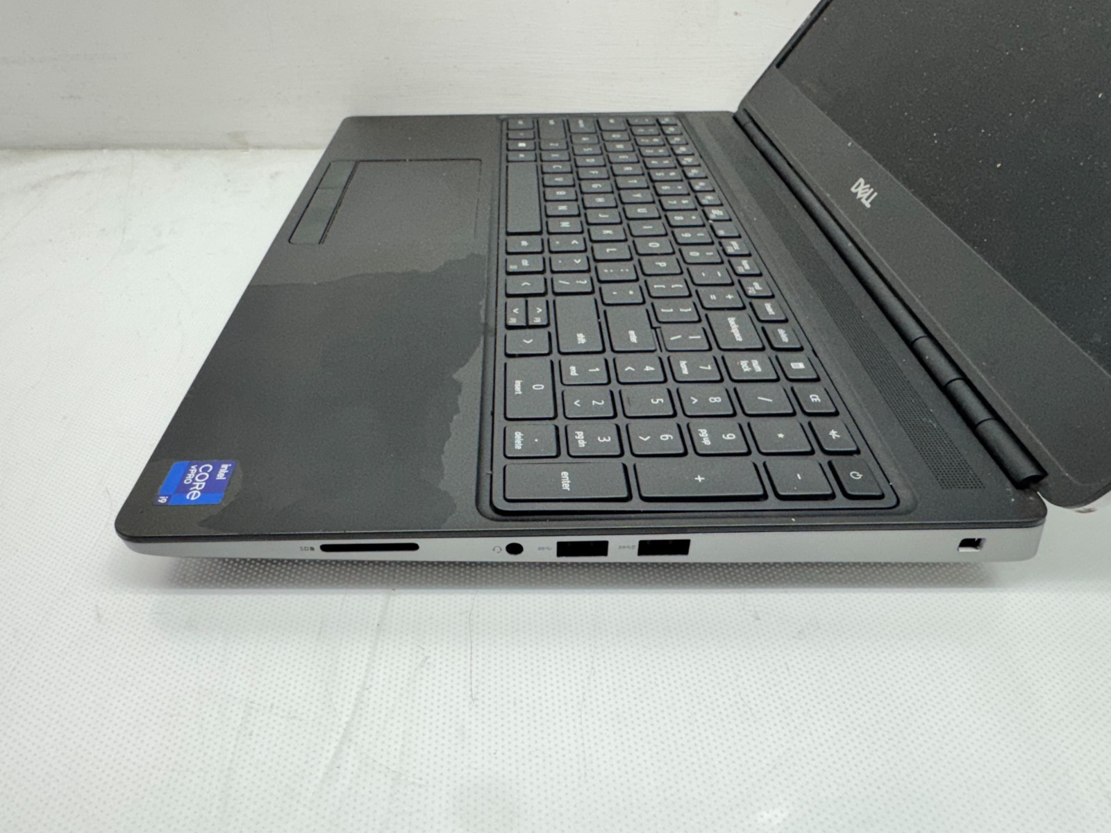 Dell Precision 7560 15.6″ Laptop i9-11950H@2.60GHz 32GB 1TB SSD RTX A4000 *READ*
