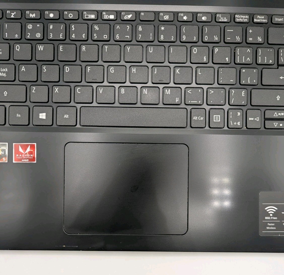 Acer aspire 3 Amd Ryzen 5 3500U With Radeon Vega 8 Graphics12Gb Ram 256Gb SSD