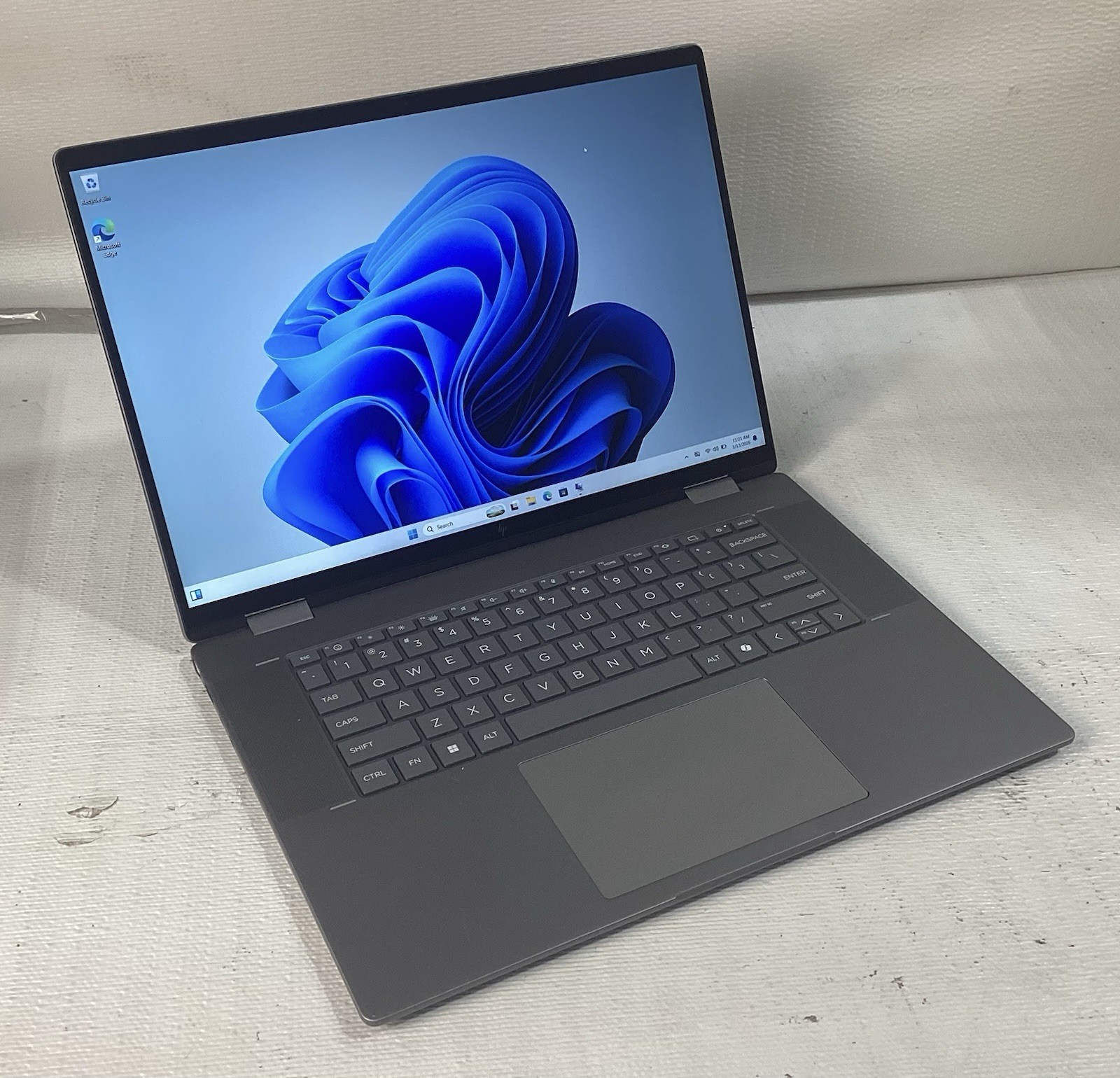 HP Envy x360 16” 2-in-1 Touch Ryzen 5 8640HS 8GB RAM 512GB SSD