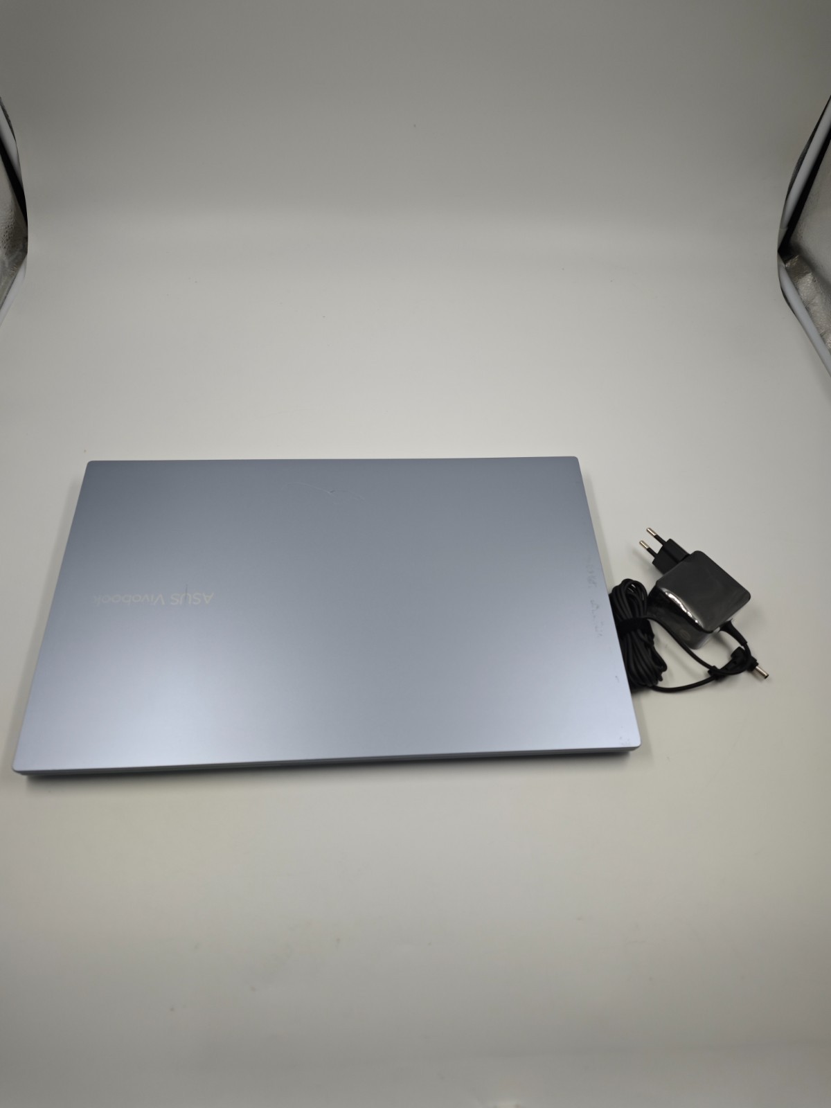 ASUS Vivobook 17 X1702ZA 17.3″ FHD Intel Core i5-1240P 16GB RAM 512GB SSD Win11