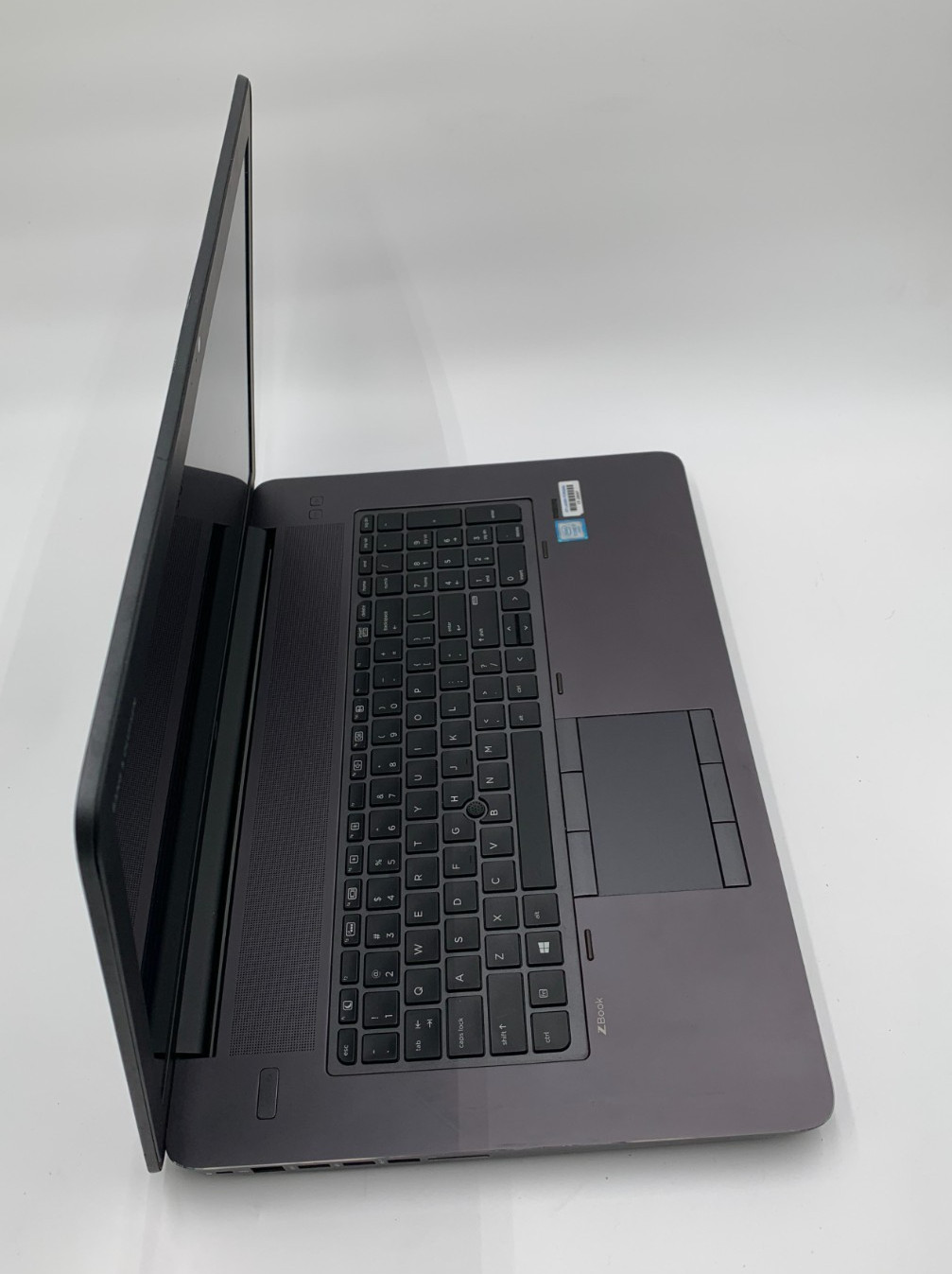 HP ZBook 17 G3 17.3″ i7-6700HQ 2.6GHz 1TB SSD 512GB M.2/NVME 32GB DDR4 Laptop C