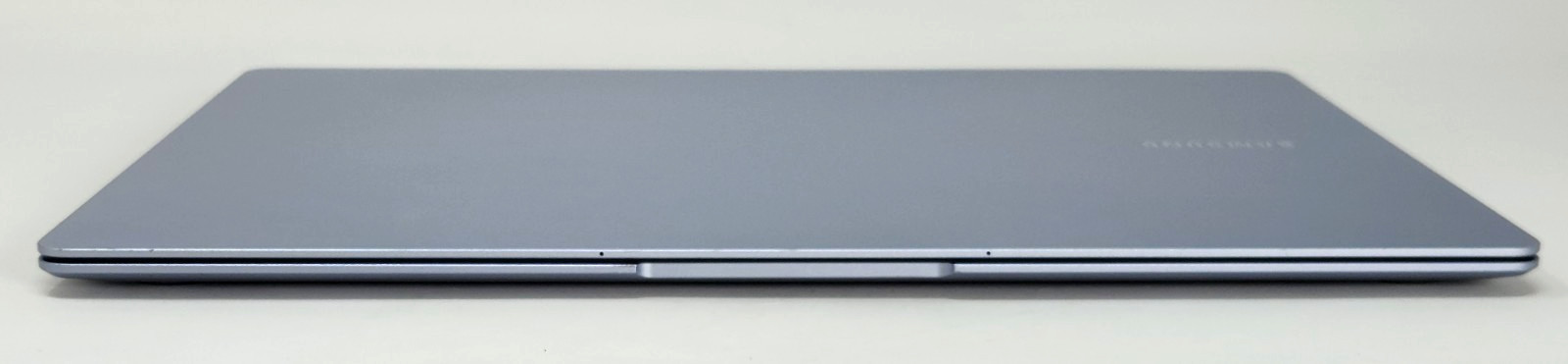 Samsung Galaxy Book4 Edge NP940XMA-KB1US ARMBased 14″ Touchscreen 16GB RAM 512GB