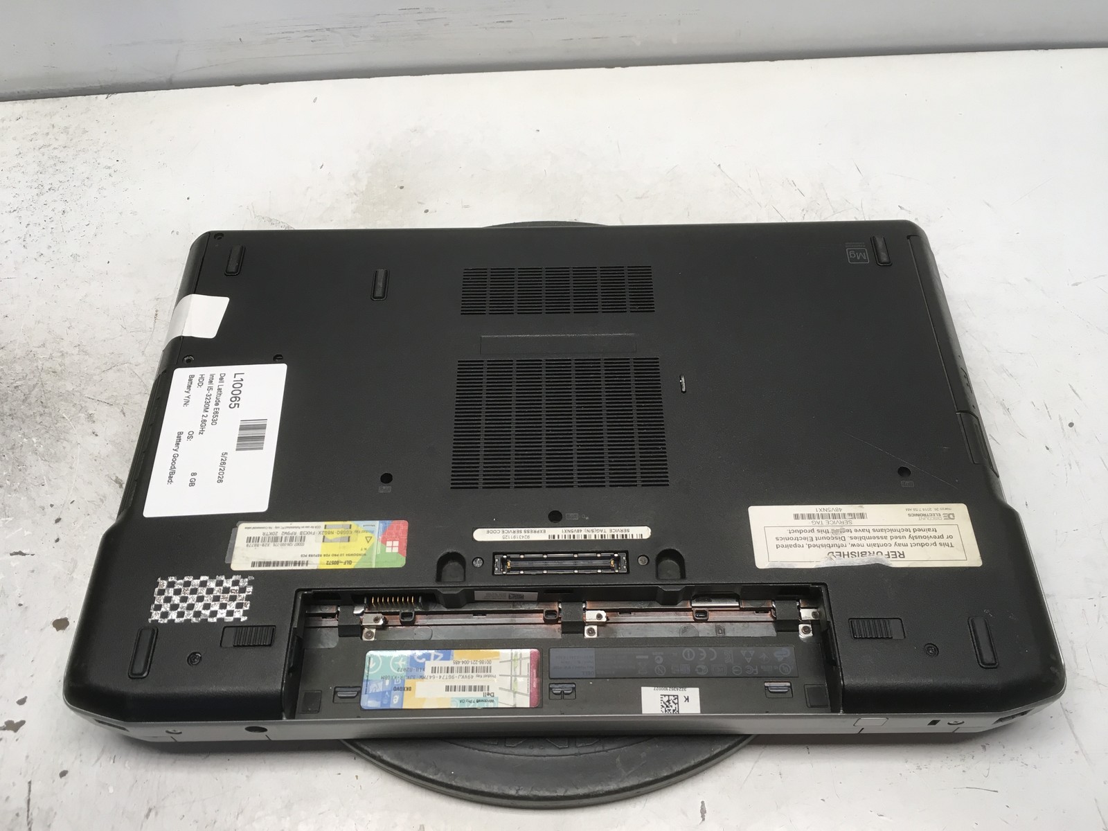 Dell Latitude E6530 Intel i5-3230M 2.6GHz 8 GB NO HDD No Batt