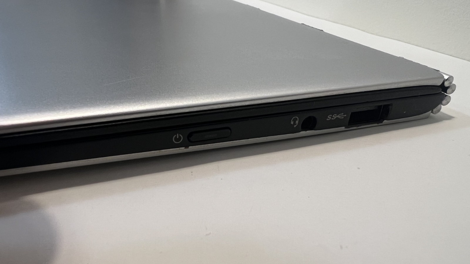 Lenovo Yoga 900S-12ISK, Touch, 12.5″, Intel I7 8GB RAM 256GB NVMe SSD