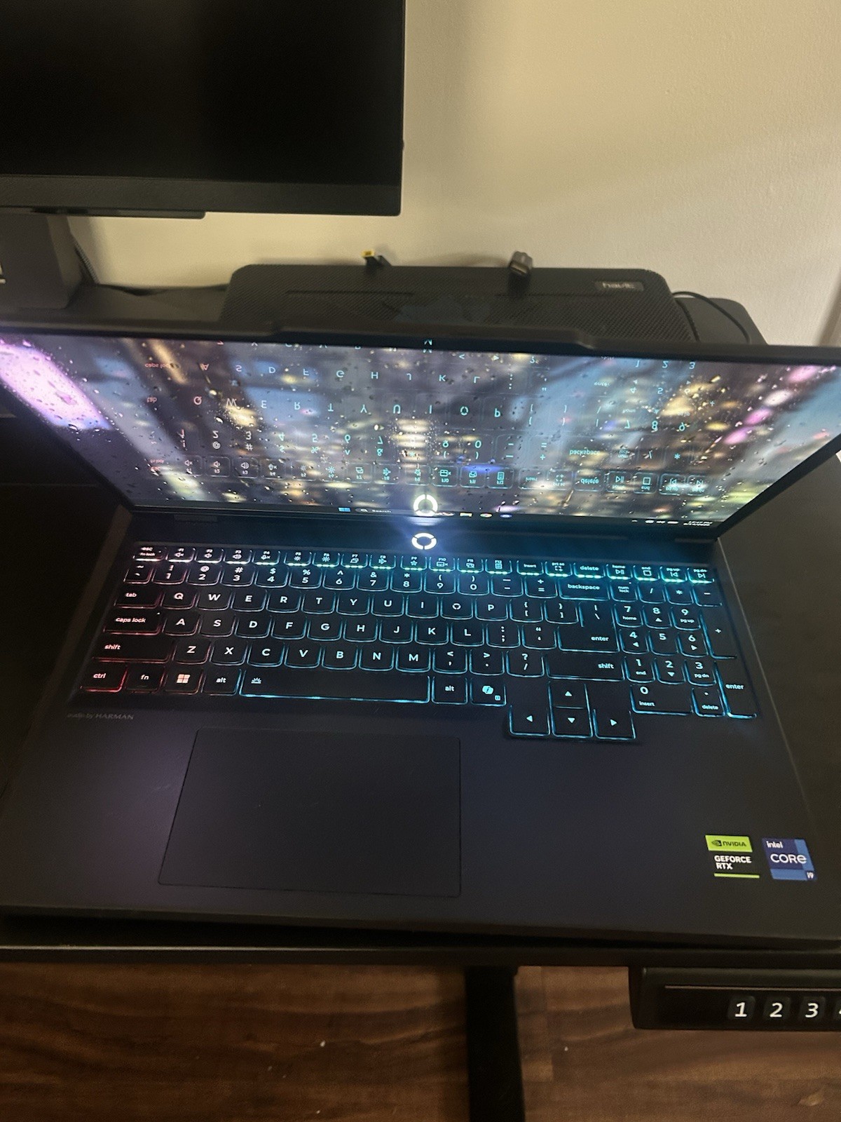 Lenovo Legion 16in i9-14900HX 32GB 1TB SSD RTX 5070 Win11 2024