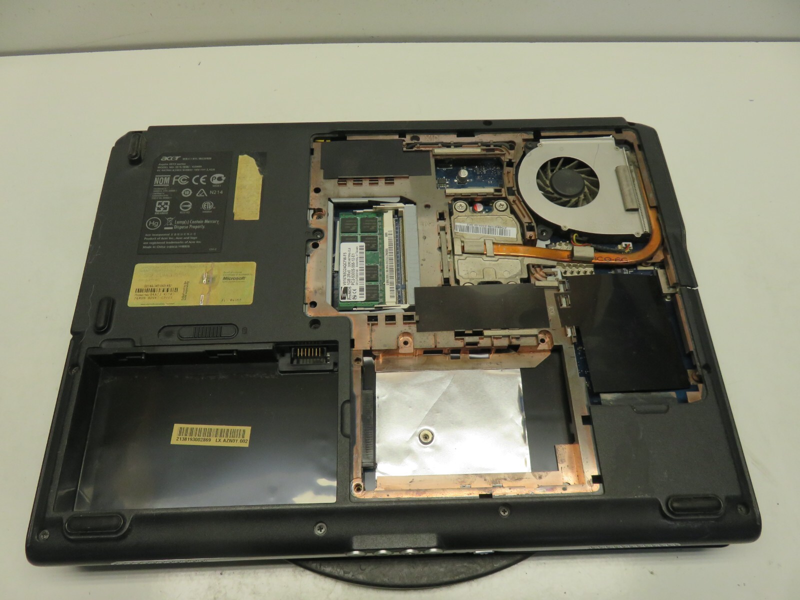 Acer Aspire 5515 AMD Athlon Processor 2650e 1.6 GHz 1GB NO HDD No Batt READ