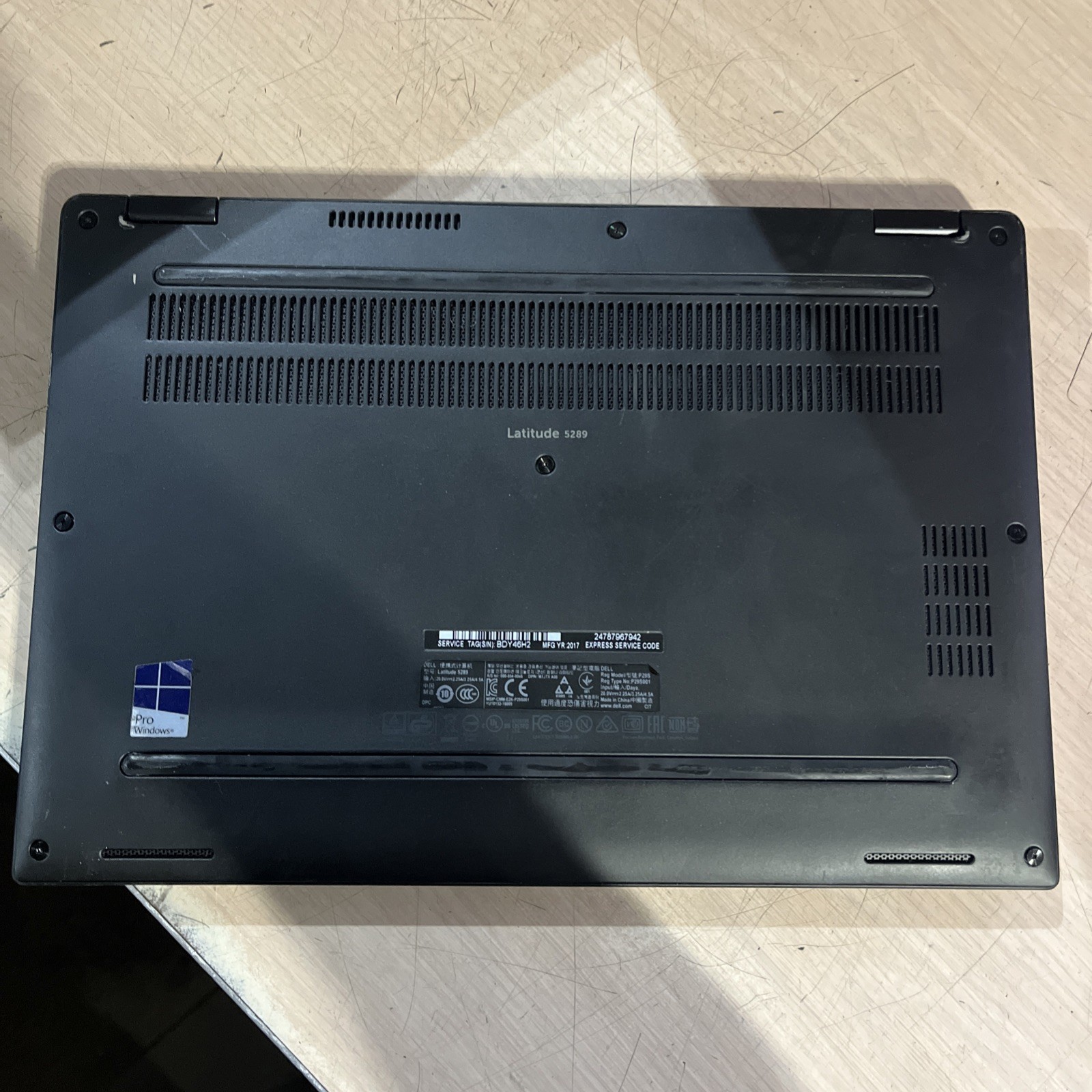 DELL LATITUDE 5289 INTEL CORE I5-7300U 2.60GHZ 8GB RAM NO HD